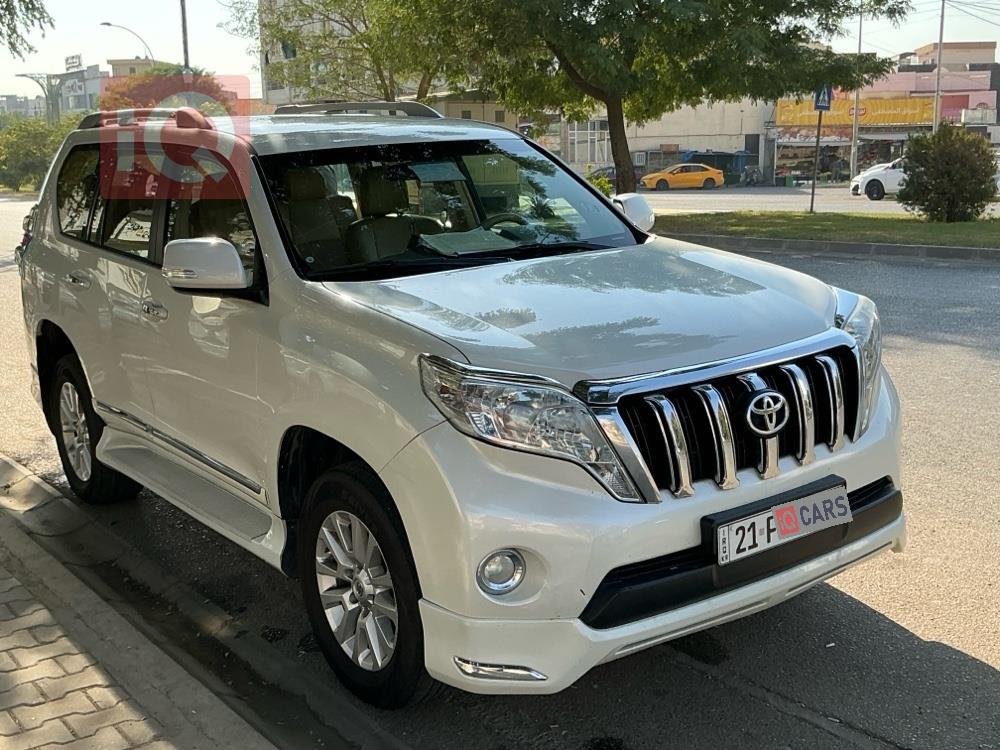 تۆیۆتا لاندكروزر پرادۆ